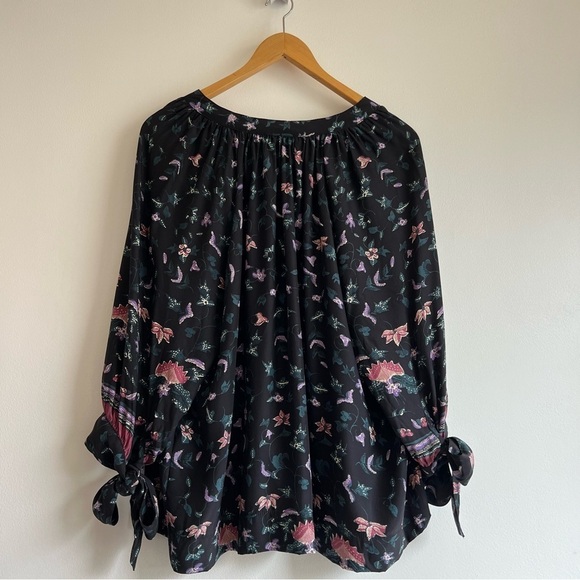 Natalie Martin Renata Blouse in Lotus Print Nero - Picture 14 of 16
